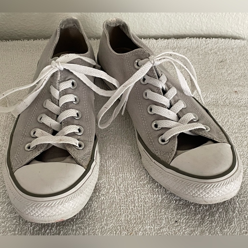 Converse All Star Grey Canvas Lace Up Sneaker Tennis Shoes Pre-Owned women’s